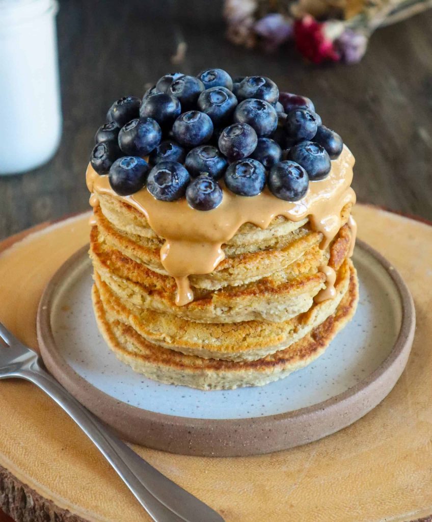 vegan blueberry pancakes