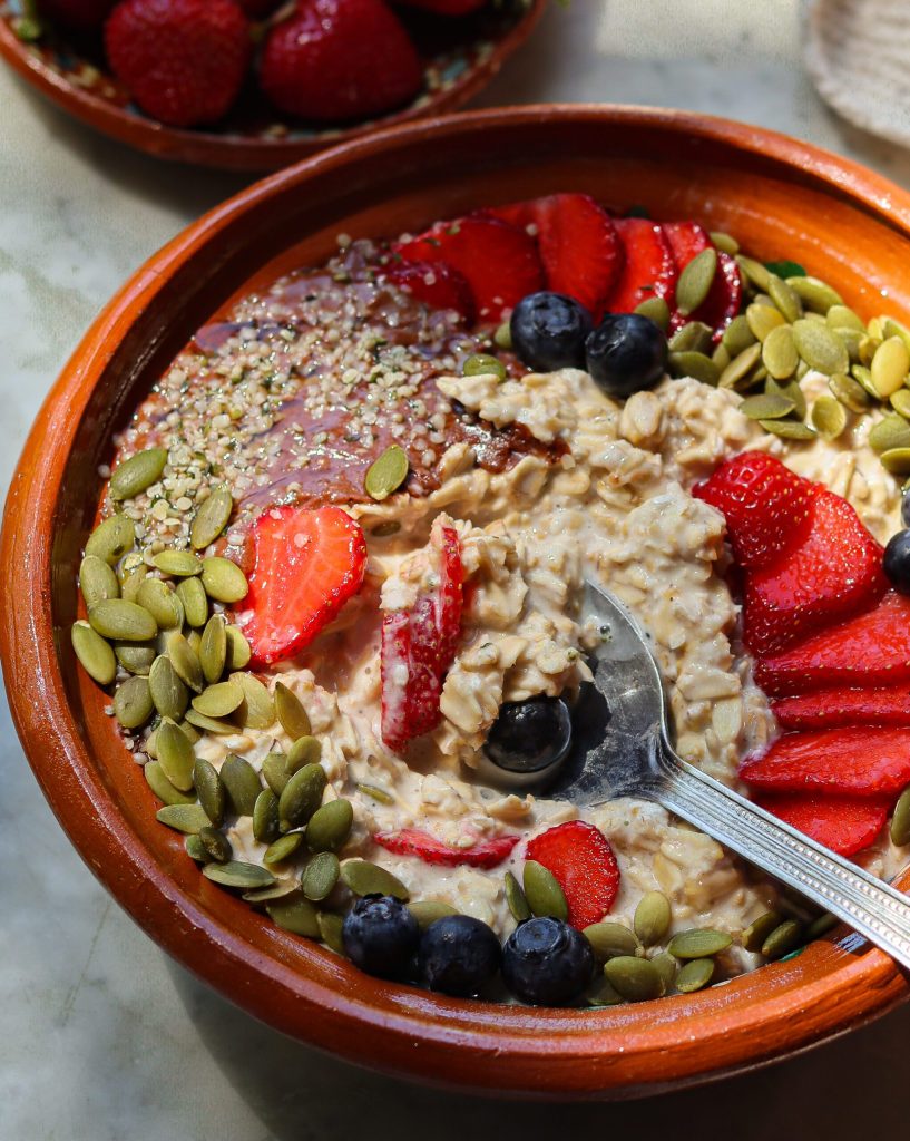 vegan overnight oats recipe in a bowl.